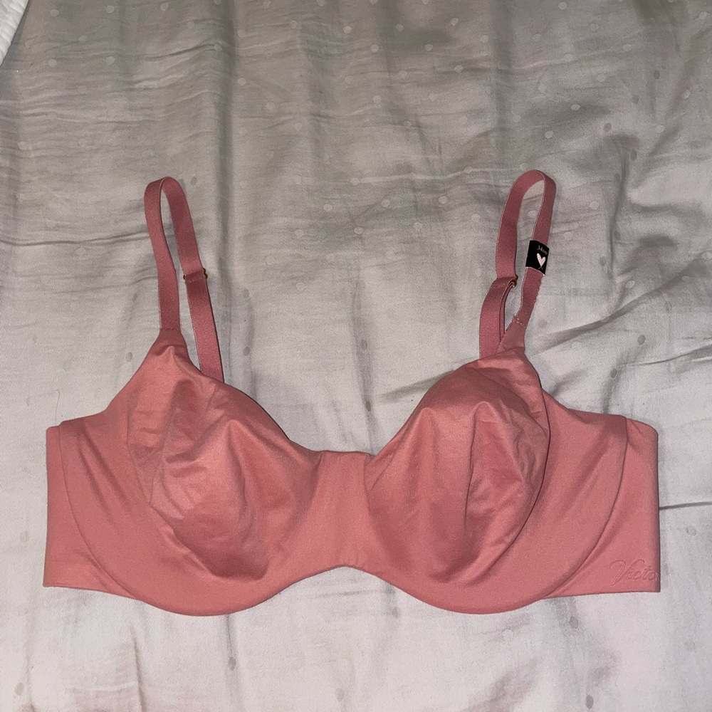 Unlined Victoria’s Secret bra